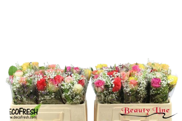 Blumenstrauß mit Rosen und Schleierkraut